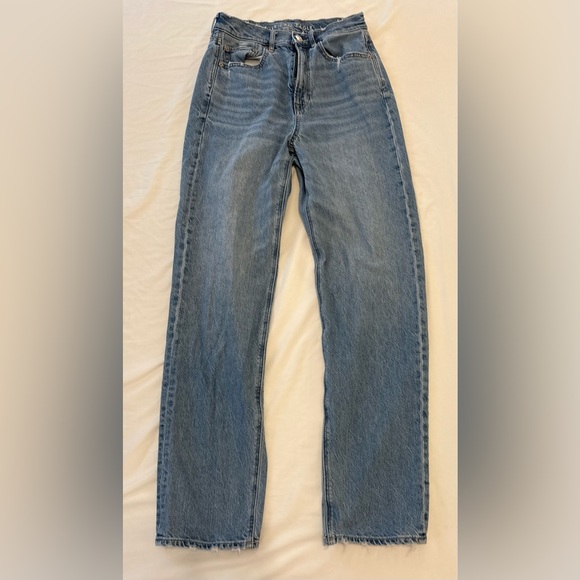 American Eagle - Picture 1 of 3